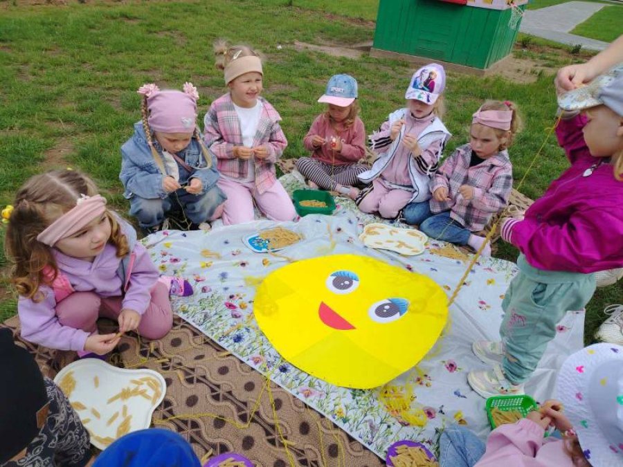  Лето раскрашено творчеством