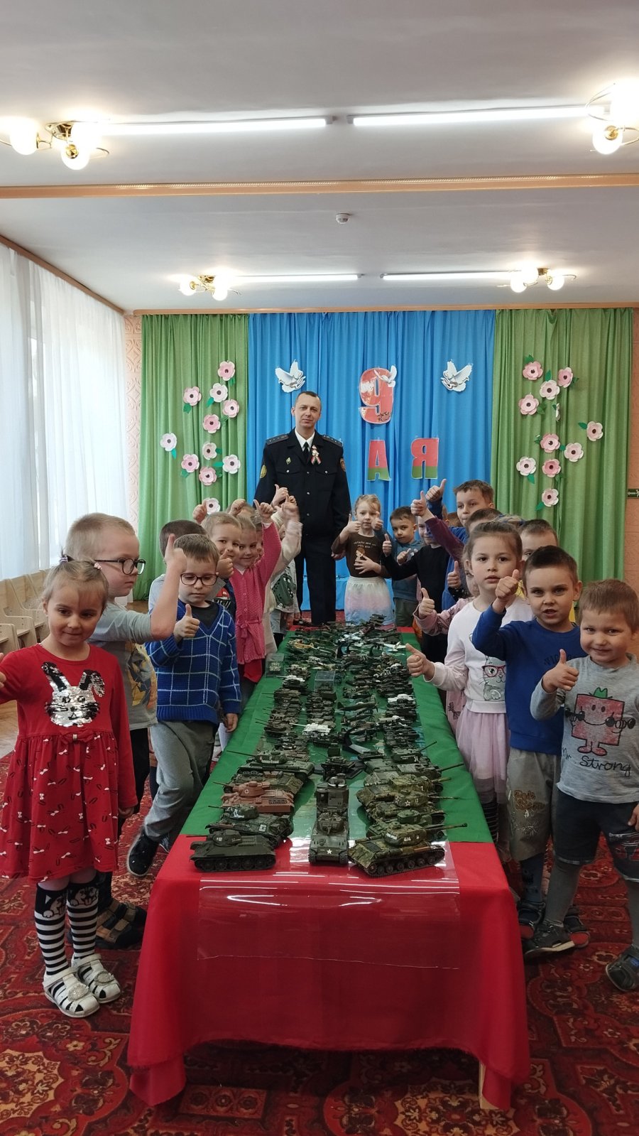 Выставка моделей военной техники коллекционера Андрея Сильваста